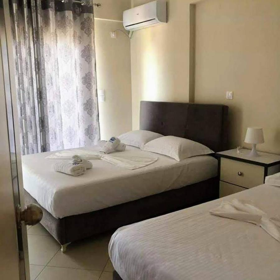 Himara Royal Hotel Dış mekan fotoğraf